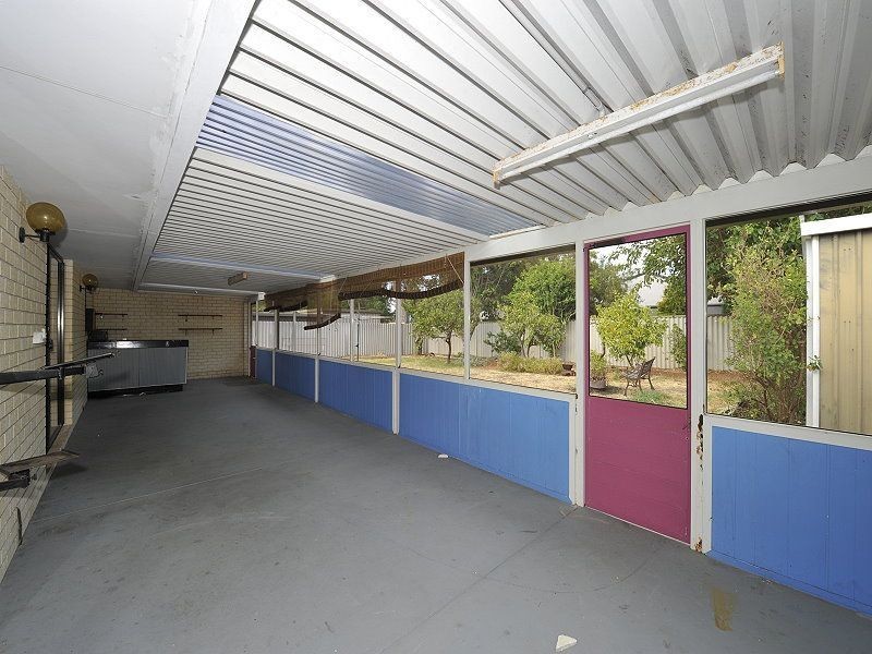 30 Elderberry Circle, Halls Head WA 6210