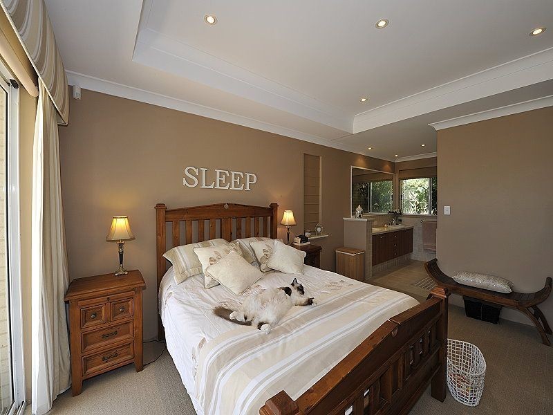 6 Dalona Parkway, Lakelands WA 6180