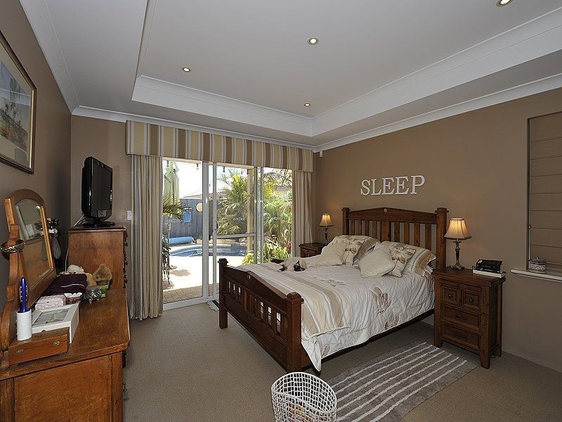 6 Dalona Parkway, Lakelands WA 6180