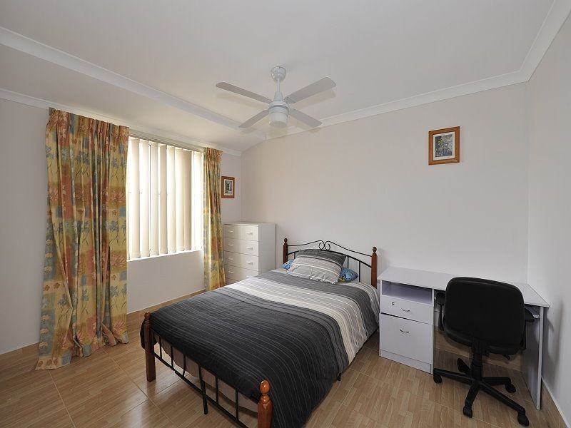 6 Portrush Parade, Meadow Springs WA 6210