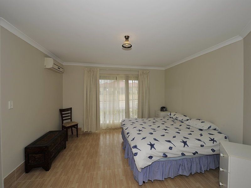 6 Portrush Parade, Meadow Springs WA 6210