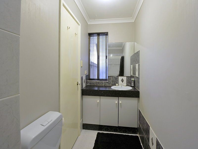 4 Berkeley Close, Greenfields WA 6210