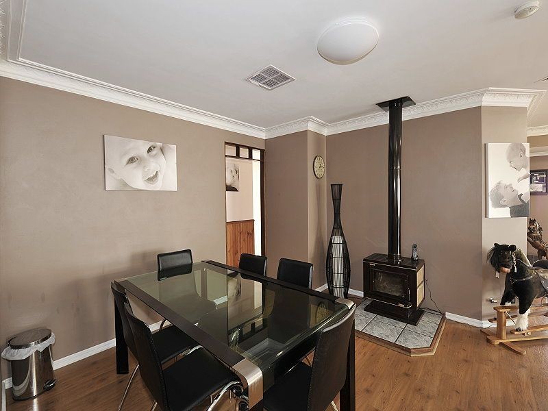 4 Berkeley Close, Greenfields WA 6210