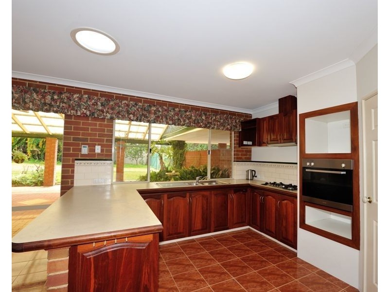 48 Victoria Circle, Greenfields WA 6210