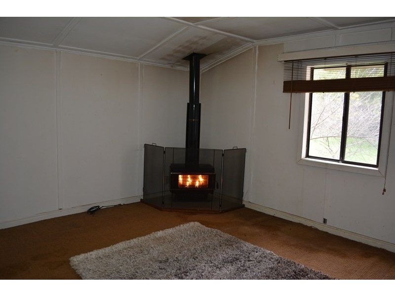 195 Holyoake road, Dwellingup WA 6213