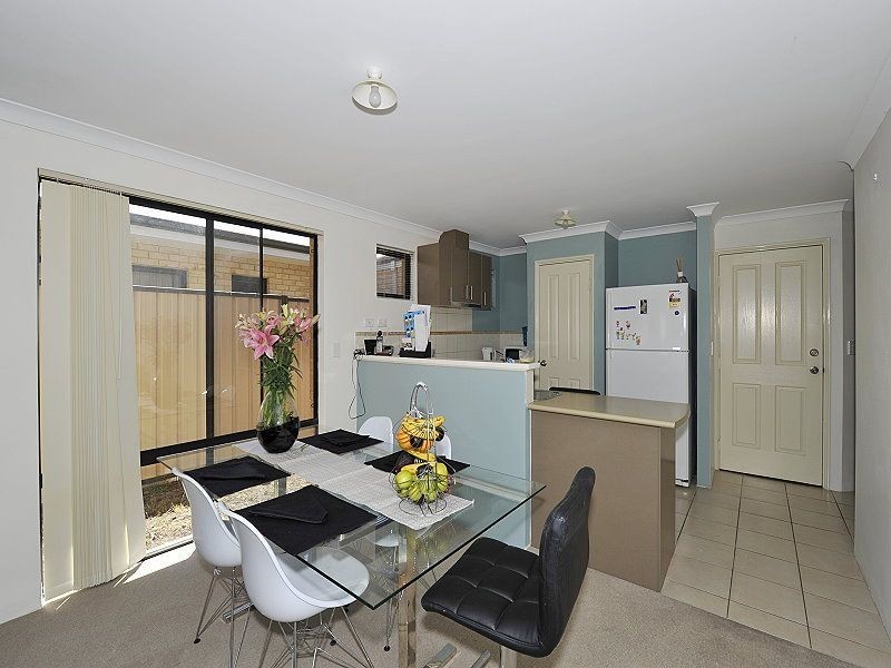 70/27 Meadow Springs Drive, Meadow Springs WA 6210