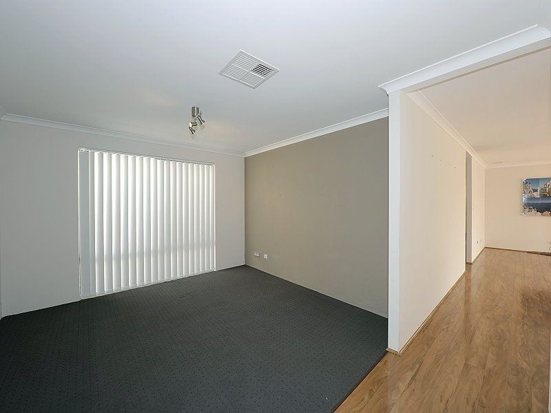 6 Honeydew Trail, Wannanup WA 6210