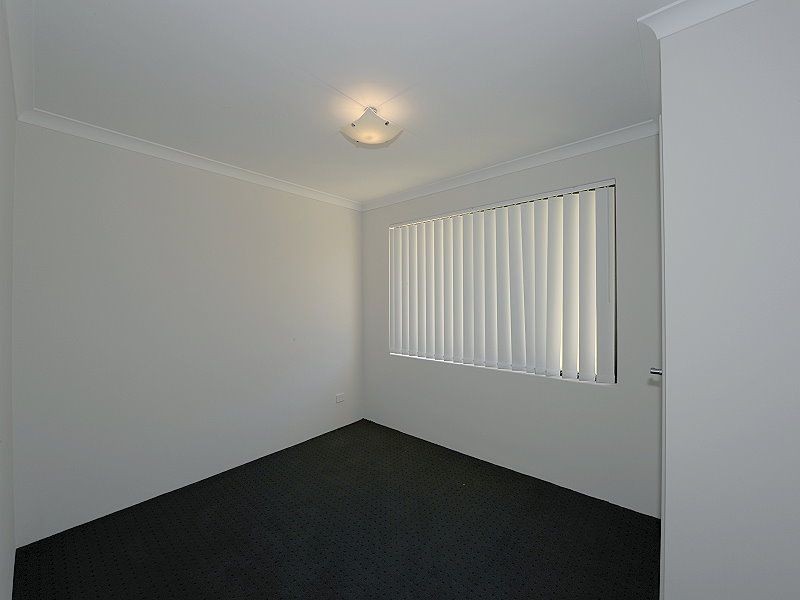 6 Honeydew Trail, Wannanup WA 6210
