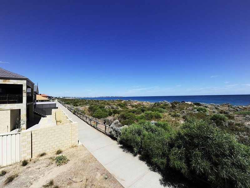 62 Ronsard Drive, San Remo WA 6210