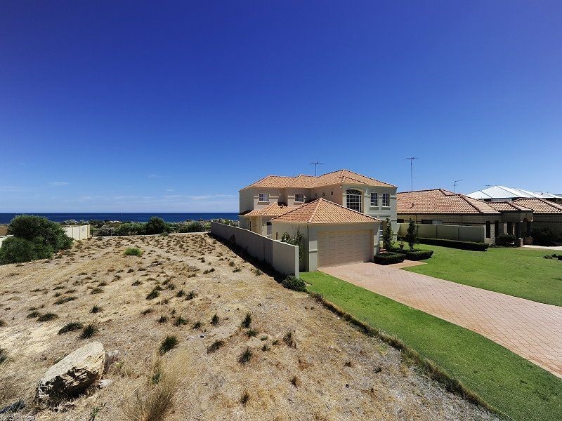 62 Ronsard Drive, San Remo WA 6210