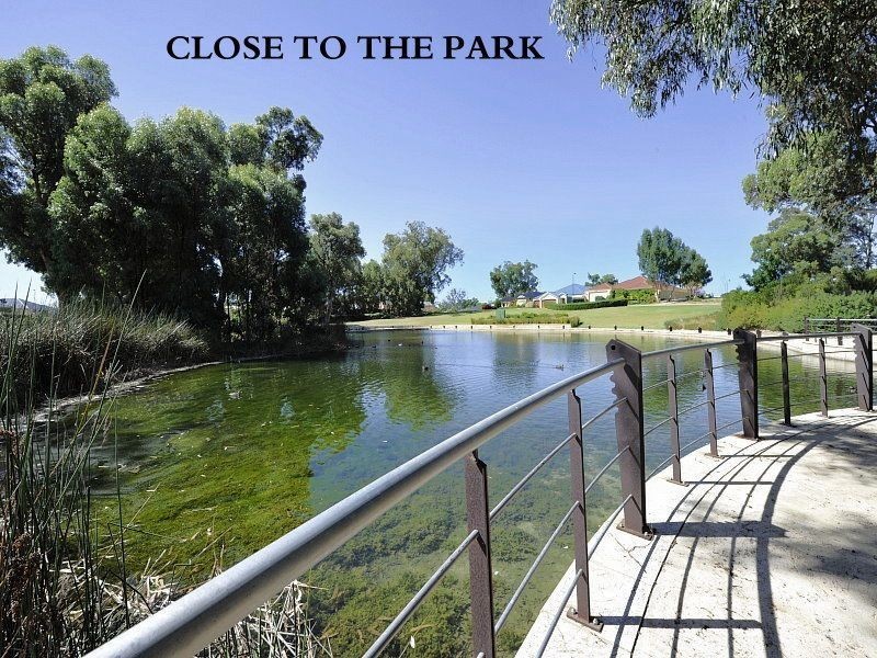 15 Rayner Promenade, Lakelands WA 6180