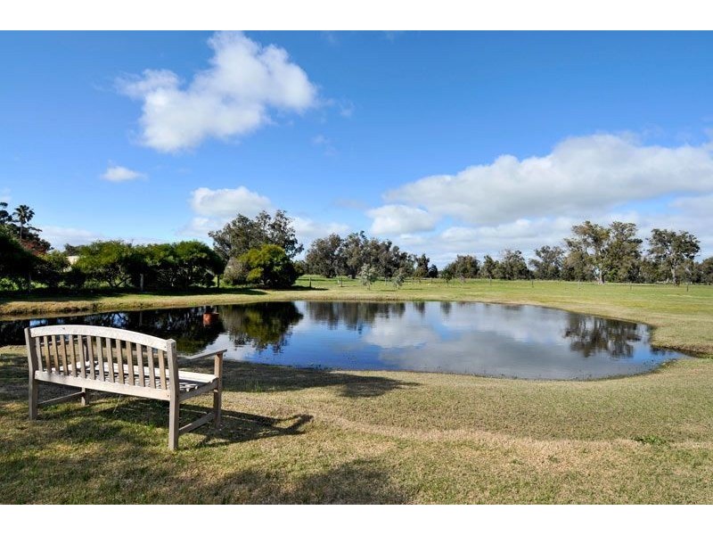 110 James Eden Drive, Pinjarra WA 6208