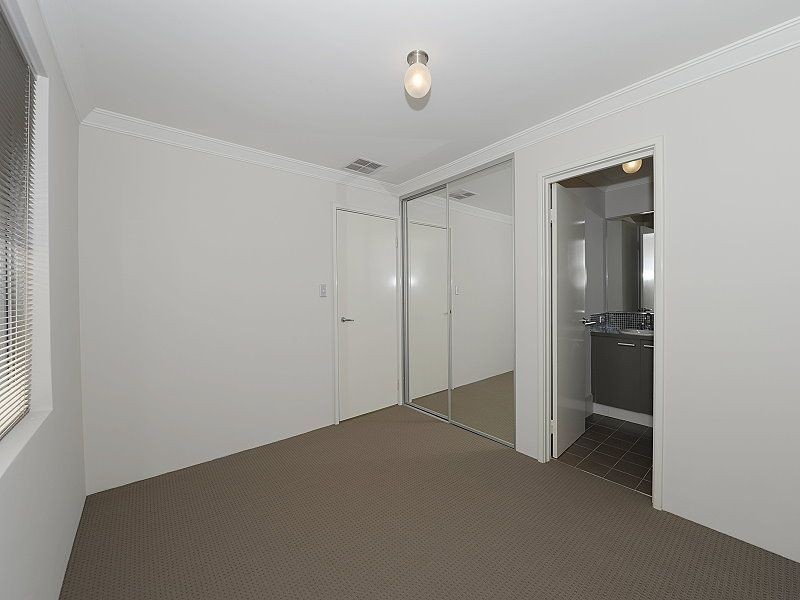 10 Asper Way, Halls Head WA 6210