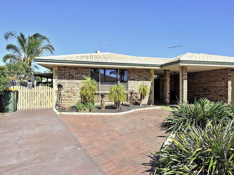 8A Napier Close, Halls Head WA 6210