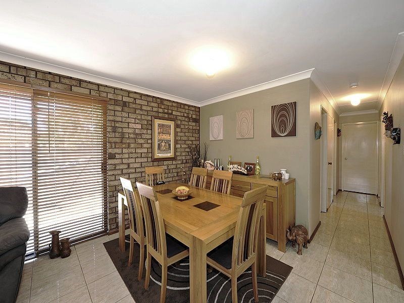 8A Napier Close, Halls Head WA 6210