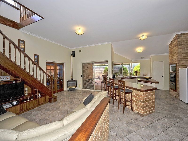 3 Cockatoo Close, Singleton WA 6175