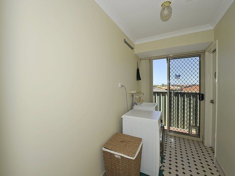 3 Cockatoo Close, Singleton WA 6175