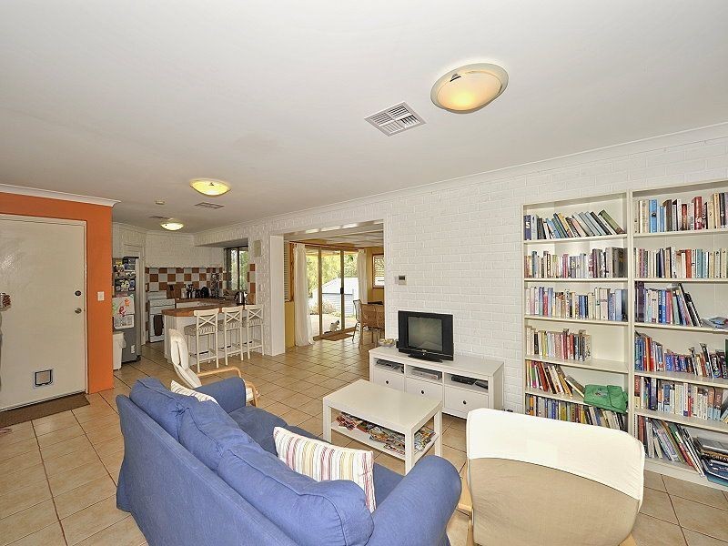 12 Eildon Place, Falcon WA 6210