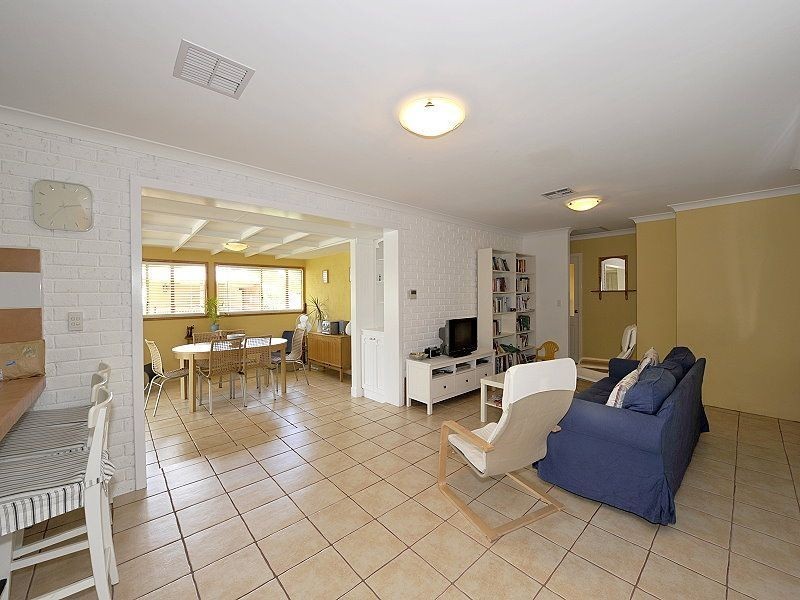 12 Eildon Place, Falcon WA 6210