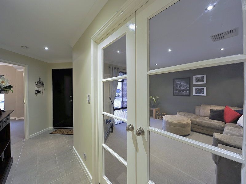 59 Carissa Turn, Halls Head WA 6210