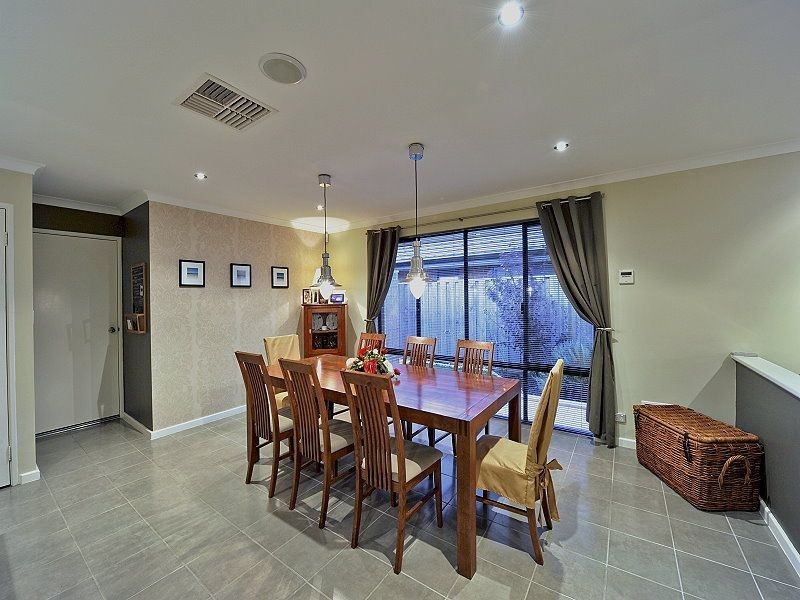 59 Carissa Turn, Halls Head WA 6210