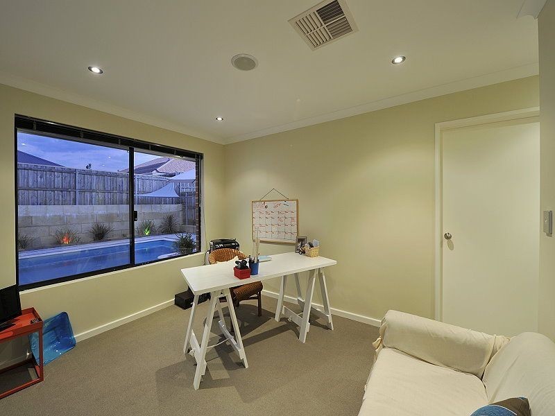 59 Carissa Turn, Halls Head WA 6210