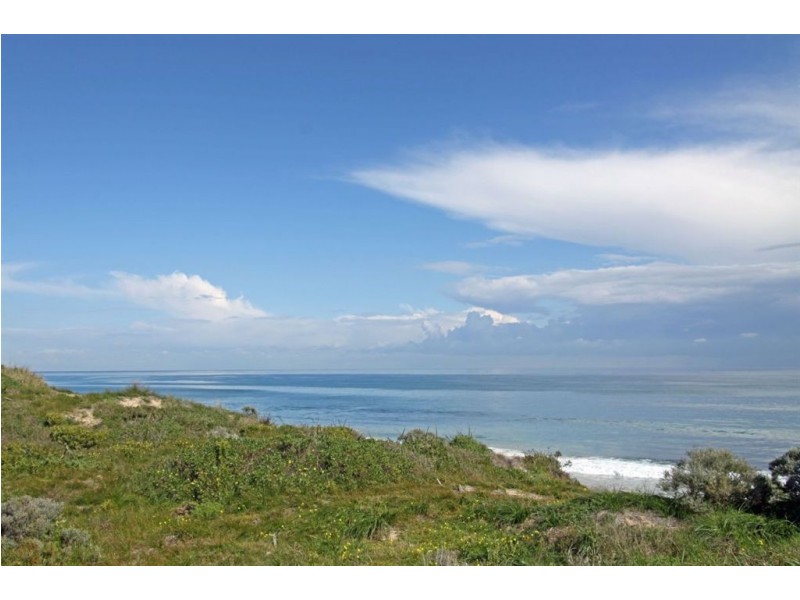 A/50 Halls Head Parade, Halls Head WA 6210