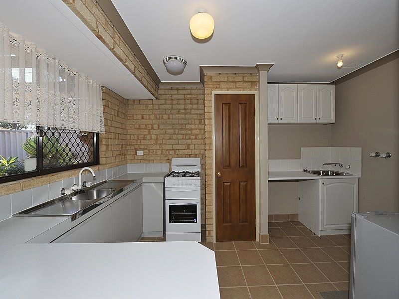11 Coodanup, Coodanup WA 6210