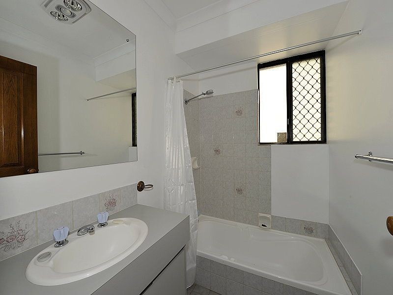 11 Coodanup, Coodanup WA 6210