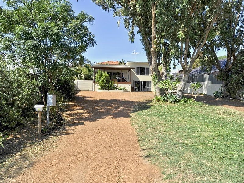 11 Corinna Street, Falcon WA 6210