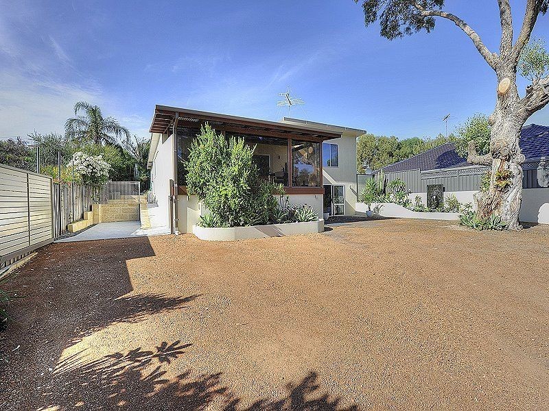 11 Corinna Street, Falcon WA 6210