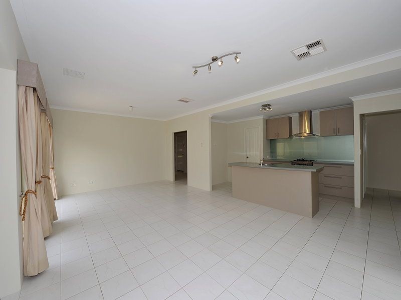 57 Iluka Road, Dawesville WA 6211