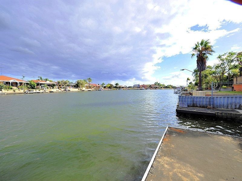 79 Allambi Way, South Yunderup WA 6208