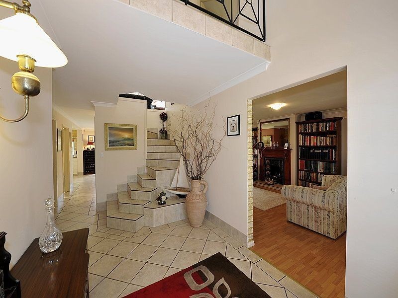 13 Midsummer Circle, Pinjarra WA 6208