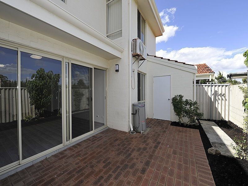 14/1 Hackett Street, Mandurah WA 6210