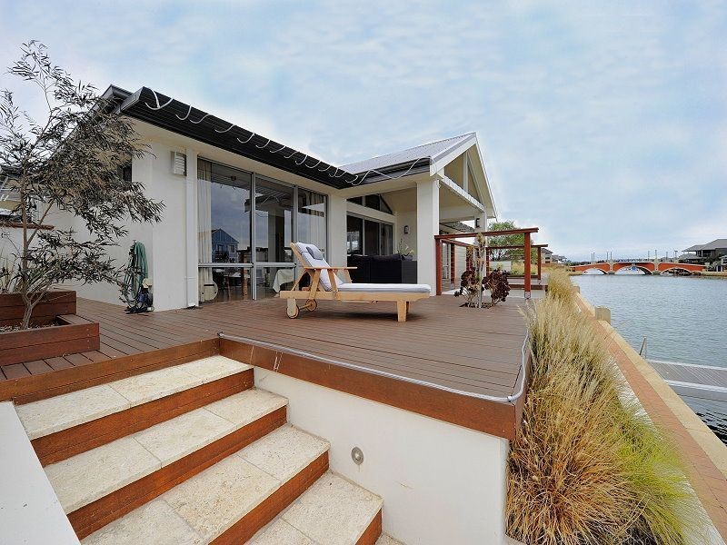 17 Gael Place, Dudley Park WA 6210