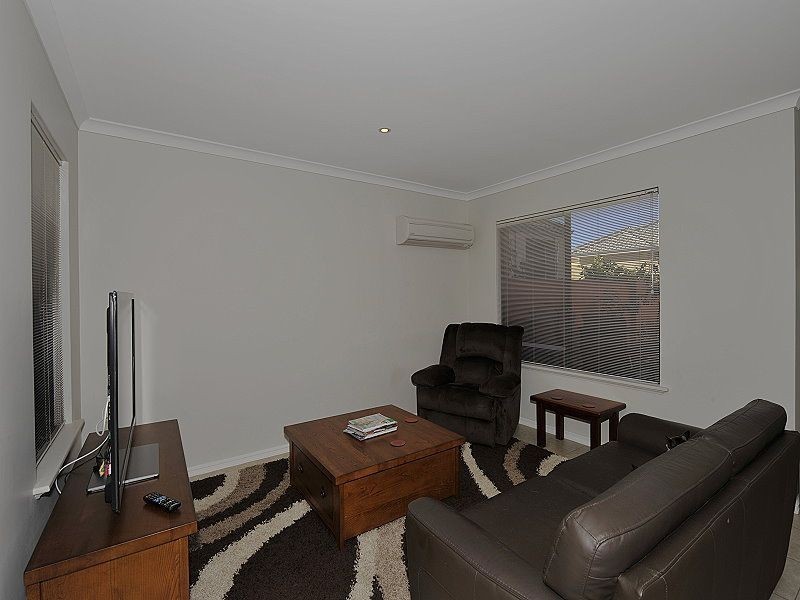 44 Westview Parade, Wannanup WA 6210