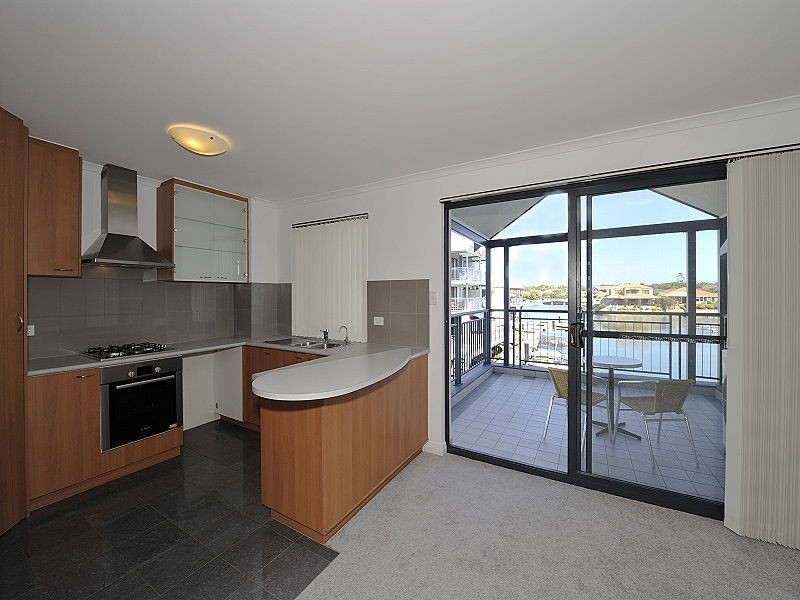 25/206 Mary Street, Halls Head WA 6210