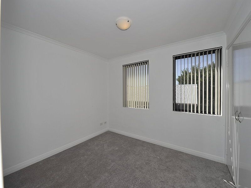 25/206 Mary Street, Halls Head WA 6210