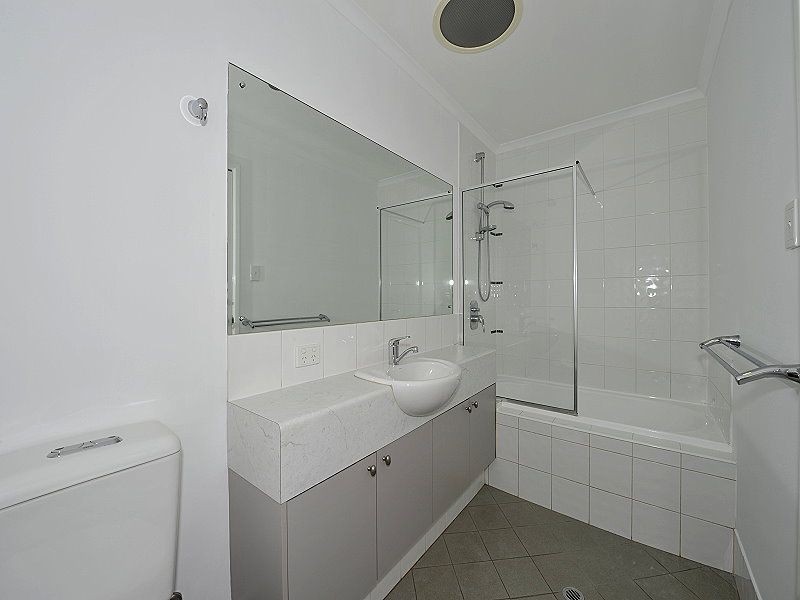 25/206 Mary Street, Halls Head WA 6210