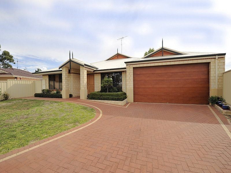 8 Sandalwood Close, Falcon WA 6210