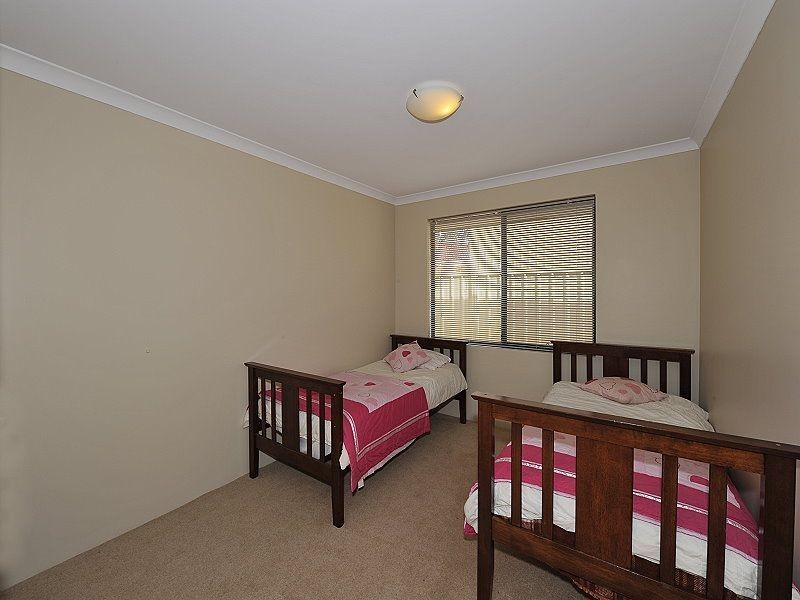 8 Sandalwood Close, Falcon WA 6210