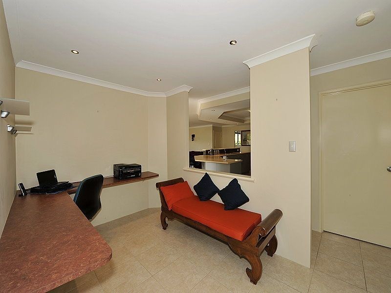 8 Sandalwood Close, Falcon WA 6210