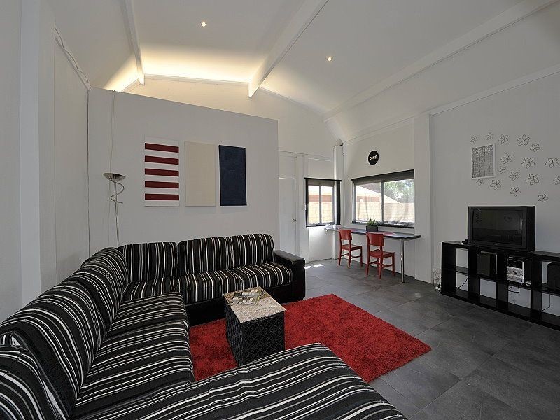 2/15A Beam Road, Silver Sands WA 6210
