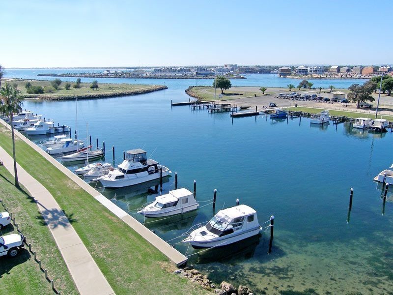 66 Mary Street, Halls Head WA 6210