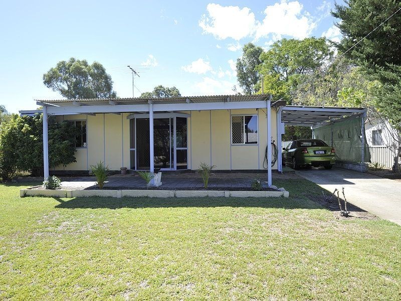 16 Nesbit Road, Greenfields WA 6210