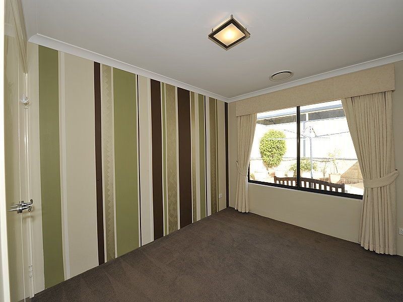 20 Guillardon Terrace, Madora Bay WA 6210