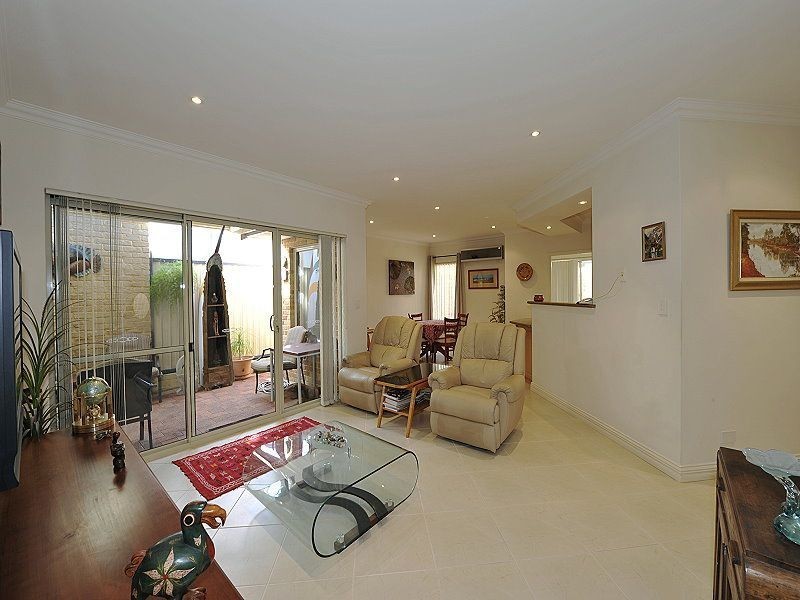 12c Wattleglen Avenue, Erskine WA 6210