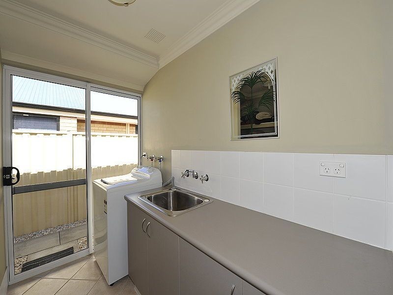 49 Newport Drive, Dudley Park WA 6210