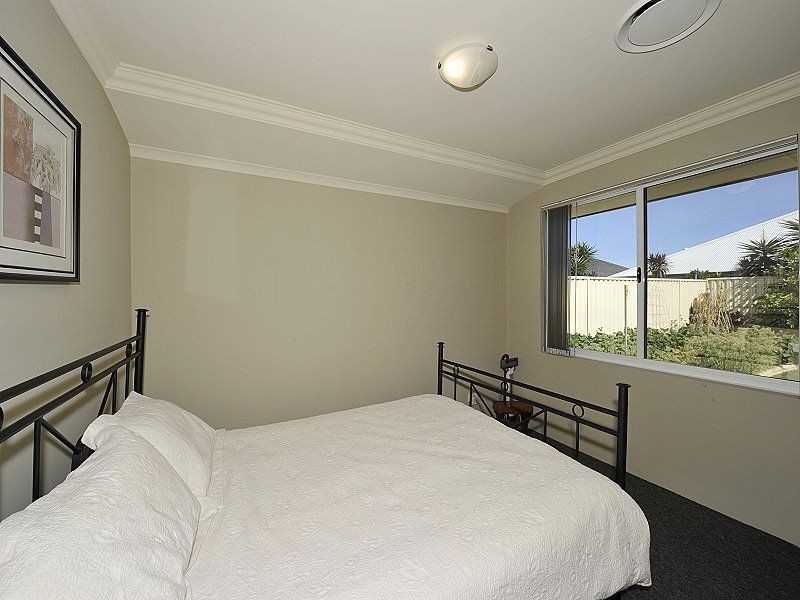 49 Newport Drive, Dudley Park WA 6210